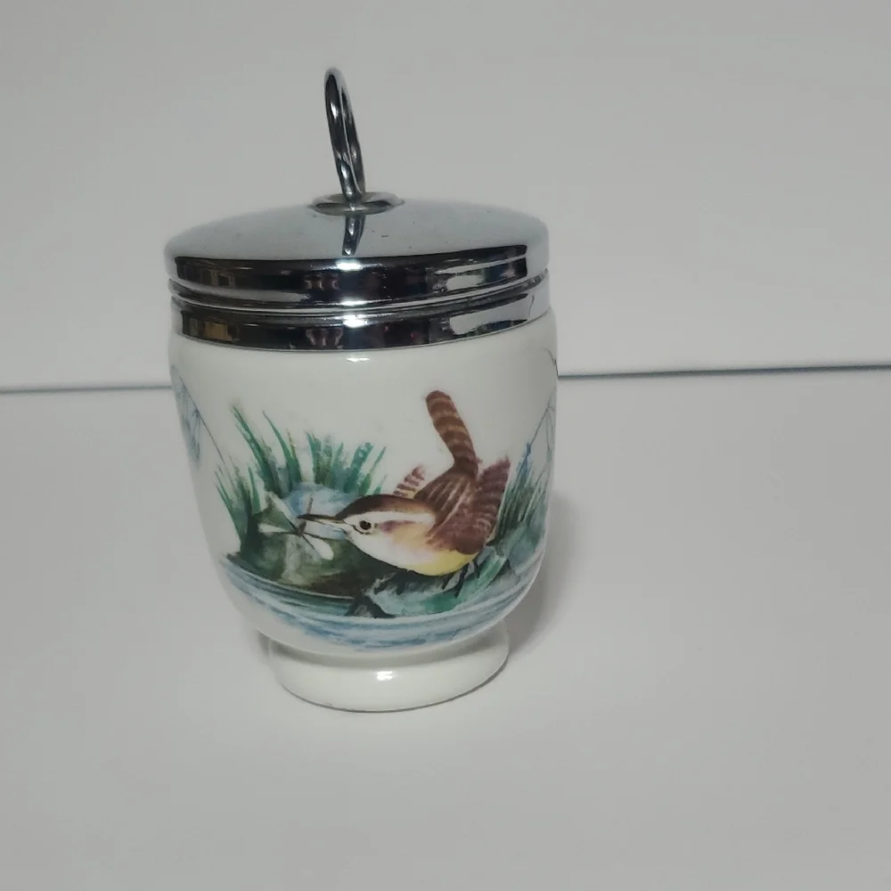 Royal Worcester Egg Cuddler Lg - Picture 1 of 6